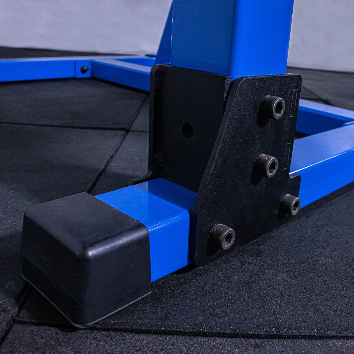 LEG CURL/EXTENSION MACHINE